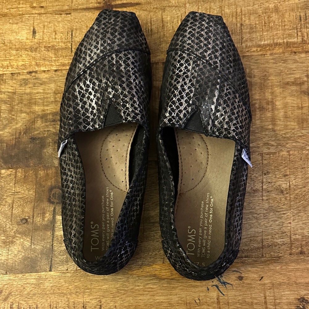 TOMS Black & metallic silver Snake-Print Slip-On Shoes 7.5